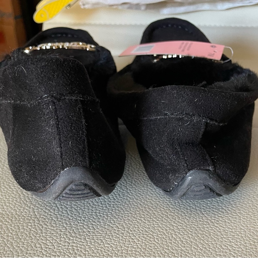 Juicy Furry Inside Slippers- Open Box - Picture 2 of 4